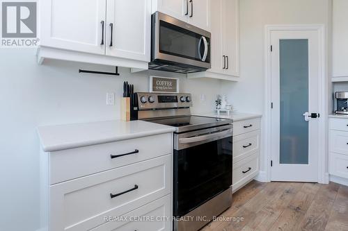 7 Oxford Terrace, St. Thomas, ON - Indoor Photo Showing Kitchen