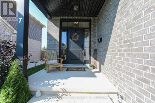 7 Oxford Terrace, St. Thomas, ON - Outdoor With Exterior