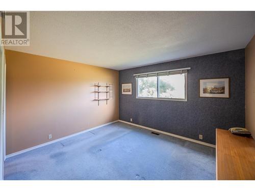 155 Cedar Avenue, Kaleden, BC - Indoor Photo Showing Other Room