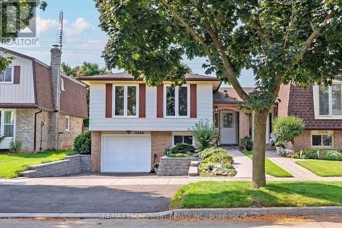 5006 Brady Avenue, Burlington, ON - Outdoor With Facade