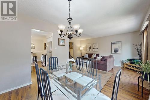 5006 Brady Avenue, Burlington, ON - Indoor Photo Showing Dining Room