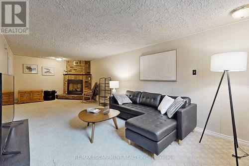 5006 Brady Avenue, Burlington, ON - Indoor Photo Showing Living Room With Fireplace