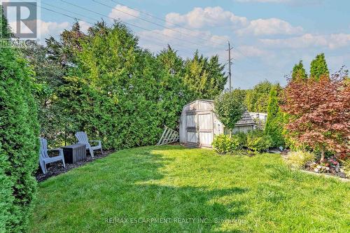 5006 Brady Avenue, Burlington, ON - Outdoor