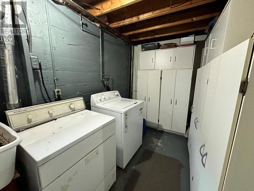 1920 110 Avenue, Dawson Creek, BC - Indoor Photo Showing Laundry Room