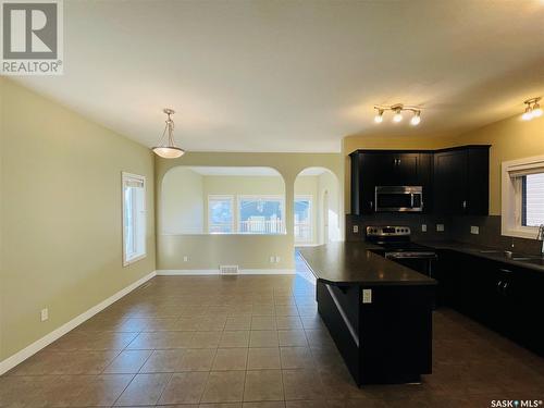 3641 Green Bank Road, Regina, SK - Indoor Photo Showing Kitchen