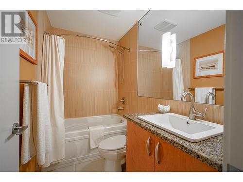 7343 Okanagan Landing Road Unit# 1121, Vernon, BC - Indoor Photo Showing Bathroom