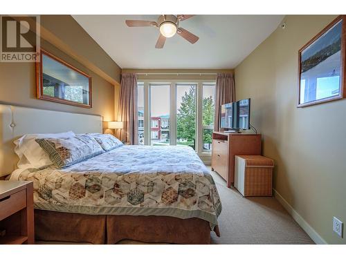 7343 Okanagan Landing Road Unit# 1121, Vernon, BC - Indoor Photo Showing Bedroom