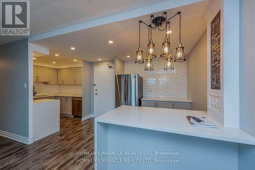 507 - 1530 Pickering Parkway, Pickering, ON - Indoor Photo Showing Kitchen