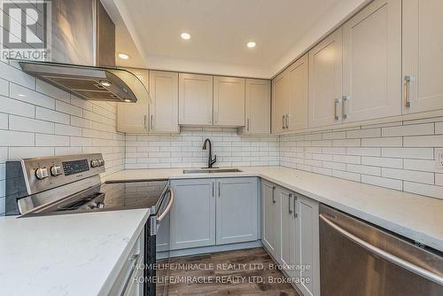 507 - 1530 Pickering Parkway, Pickering, ON - Indoor Photo Showing Kitchen