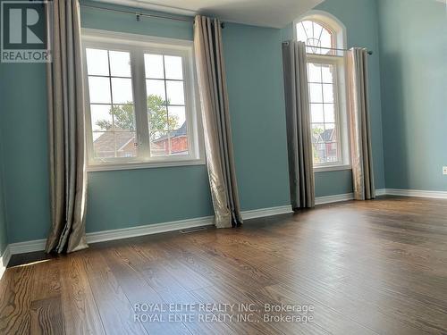 20 Rothbury Road, Richmond Hill, ON - Indoor Photo Showing Other Room