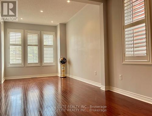 20 Rothbury Road, Richmond Hill, ON - Indoor Photo Showing Other Room