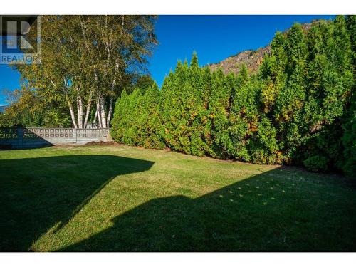 3851 Carnation  Drive, Trail, BC - Outdoor