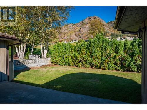 3851 Carnation  Drive, Trail, BC - Outdoor