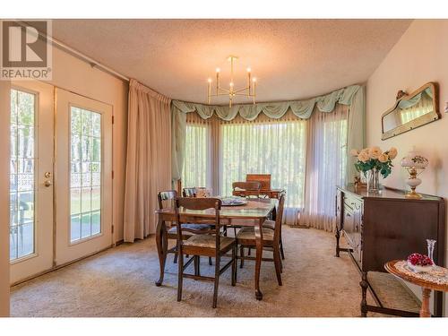 3851 Carnation  Drive, Trail, BC - Indoor Photo Showing Dining Room