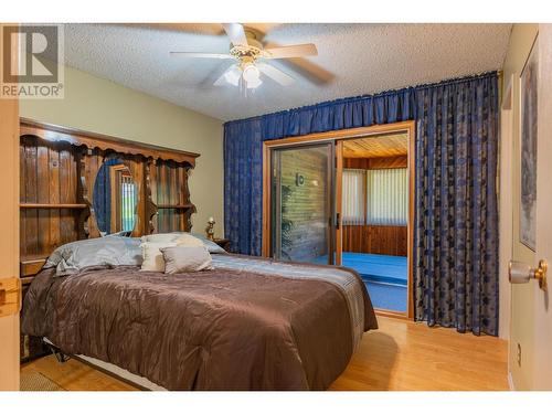 3851 Carnation  Drive, Trail, BC - Indoor Photo Showing Bedroom