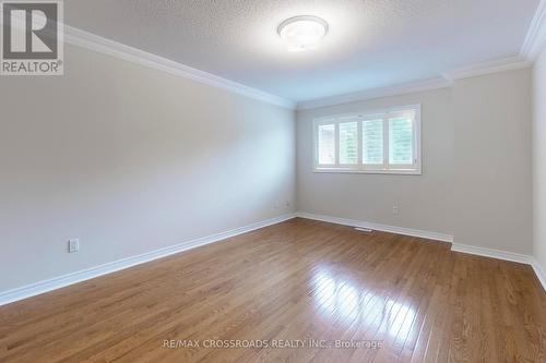 160 Estate Garden Drive, Richmond Hill, ON - Indoor Photo Showing Other Room