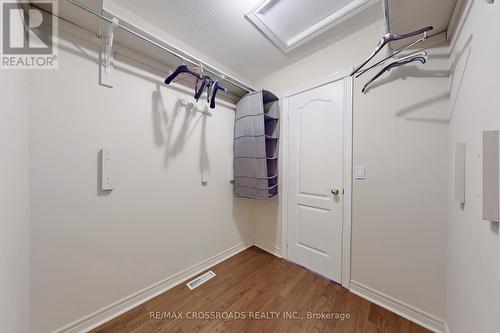 160 Estate Garden Drive, Richmond Hill, ON - Indoor With Storage