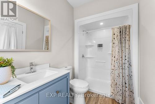 1030 Hansler Road, Welland, ON - Indoor Photo Showing Bathroom