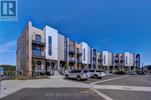 261 Woodbine Avenue, Kitchener, ON - Outdoor With Facade