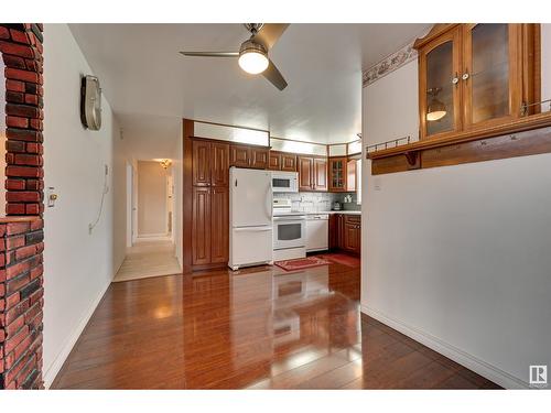 13224 66 St Nw, Edmonton, AB - Indoor Photo Showing Kitchen