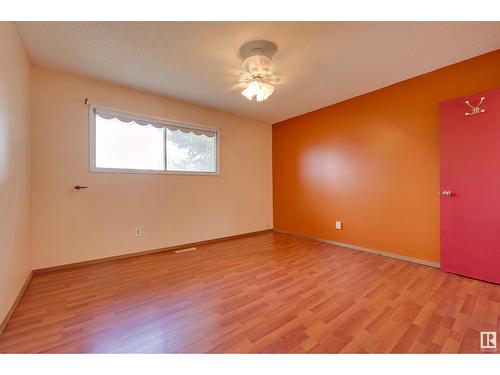 13224 66 St Nw, Edmonton, AB - Indoor Photo Showing Other Room