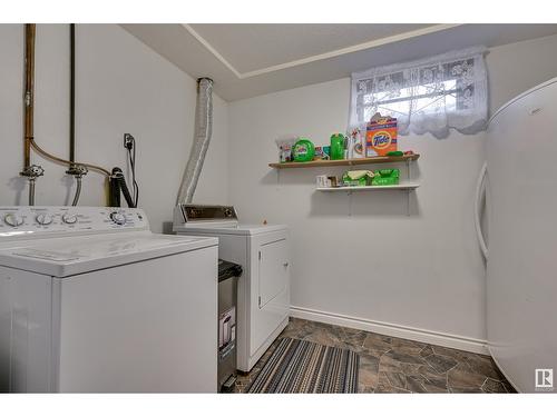 13224 66 St Nw, Edmonton, AB - Indoor Photo Showing Laundry Room