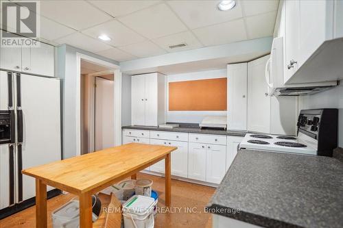 20855 Brunon Avenue, Kawartha Lakes, ON - Indoor Photo Showing Kitchen