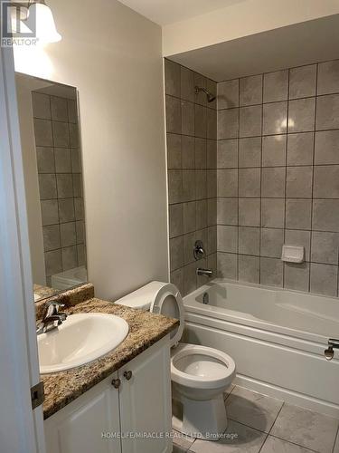 40 420 Linden Drive, Cambridge, ON - Indoor Photo Showing Bathroom