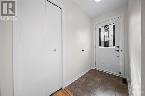 1619 Valmarie Avenue, Ottawa, ON - Indoor Photo Showing Other Room