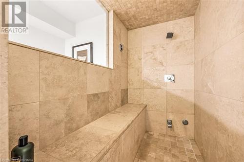 1068 Wyatt Road, Hamilton, ON - Indoor Photo Showing Bathroom