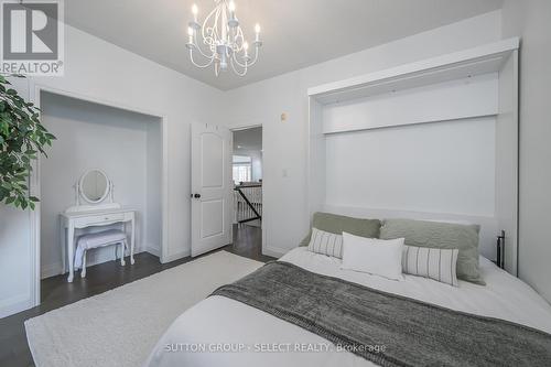 132 Greyrock Crescent, London, ON - Indoor Photo Showing Other Room