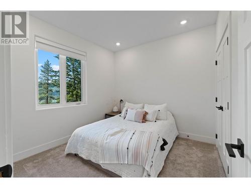 460 Shuswap Chase Cr Road, Chase, BC - Indoor Photo Showing Bedroom