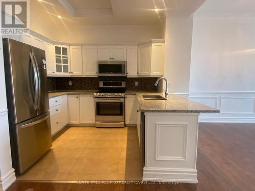 304 - 323 George Street, Cobourg, ON - Indoor Photo Showing Kitchen