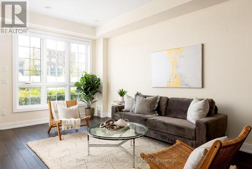 3 - 26 Ernest Avenue, Toronto, ON - Indoor Photo Showing Living Room