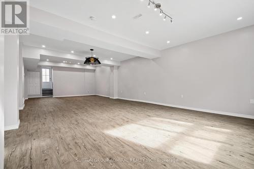 658 Dundas Street W, Toronto, ON - Indoor Photo Showing Other Room