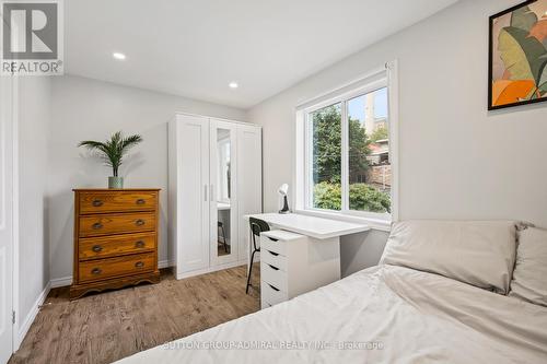 658 Dundas Street W, Toronto, ON - Indoor Photo Showing Bedroom