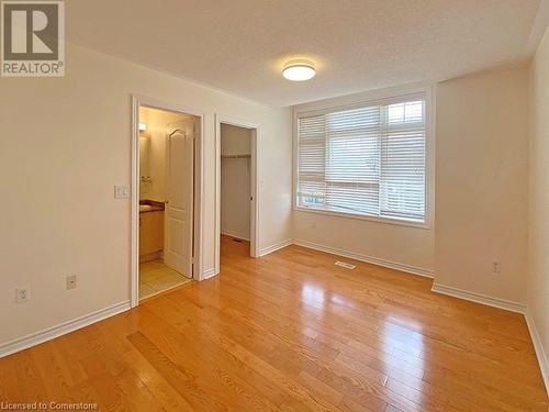 4230 Fuller Crescent, Burlington, ON - Indoor Photo Showing Other Room