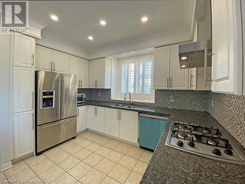 4230 Fuller Crescent, Burlington, ON - Indoor Photo Showing Kitchen With Stainless Steel Kitchen With Double Sink