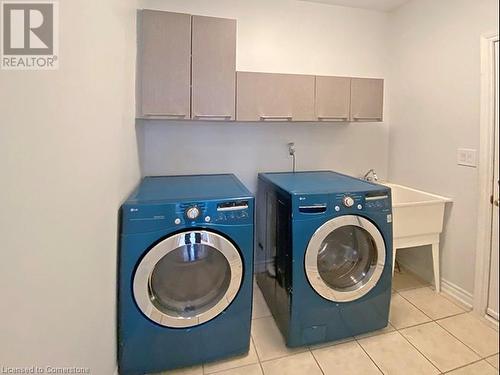 4230 Fuller Crescent, Burlington, ON - Indoor Photo Showing Laundry Room