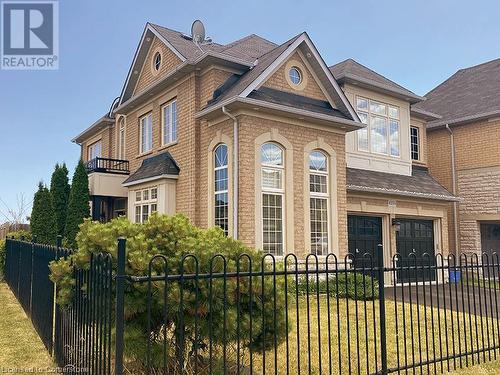 4230 Fuller Crescent, Burlington, ON - Outdoor With Facade