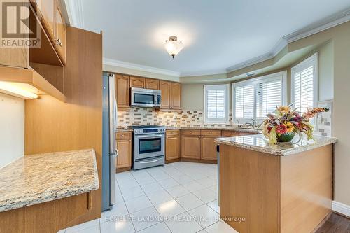 1636 Sagewood Court, Mississauga, ON - Indoor Photo Showing Kitchen