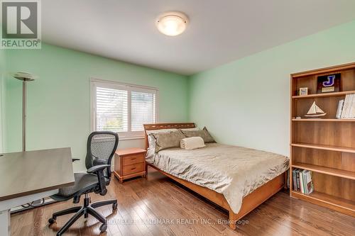 1636 Sagewood Court, Mississauga, ON - Indoor Photo Showing Bedroom