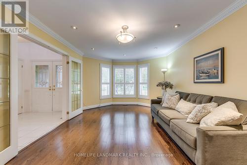 1636 Sagewood Court, Mississauga, ON - Indoor Photo Showing Living Room