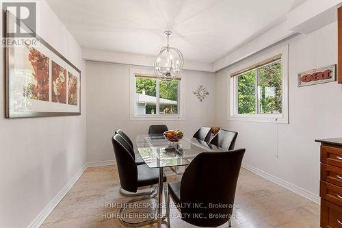 919 Streamway Crescent, Mississauga, ON - Indoor Photo Showing Dining Room