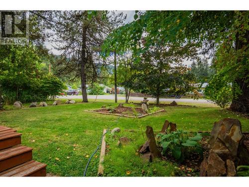 2709 Fir Drive, South Slocan, BC - Outdoor