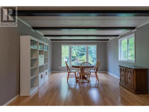 2709 Fir Drive, South Slocan, BC - Indoor Photo Showing Dining Room