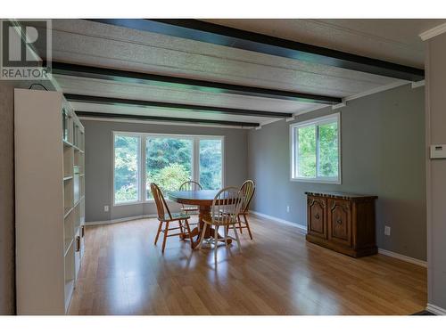 2709 Fir Drive, South Slocan, BC - Indoor Photo Showing Dining Room