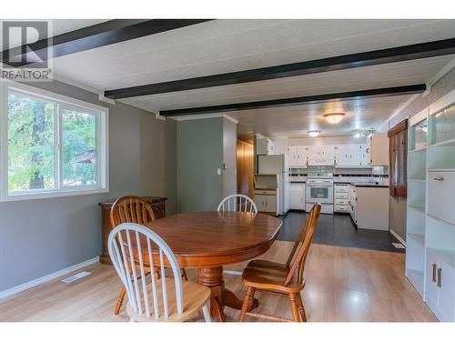 2709 Fir Drive, South Slocan, BC - Indoor Photo Showing Dining Room