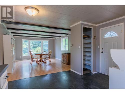 2709 Fir Drive, South Slocan, BC - Indoor Photo Showing Dining Room