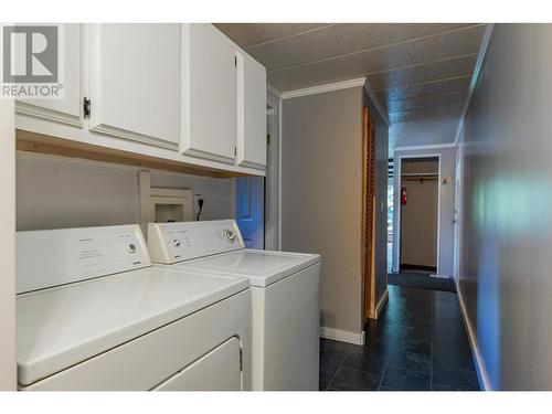 2709 Fir Drive, South Slocan, BC - Indoor Photo Showing Laundry Room